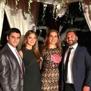 Meet your Posher, Dalia